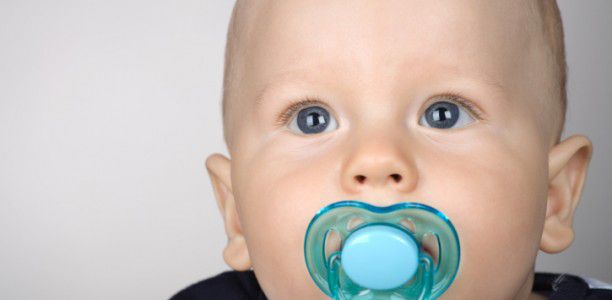 Pacifiers may have emotional consequences for boys