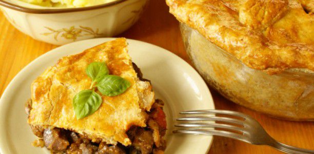 Beef and Guinness pie