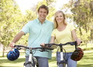 Couple cycling