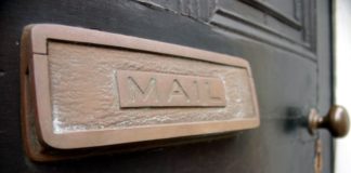 Mail slot