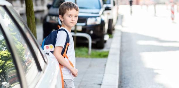 Why children struggle to cross busy streets safely