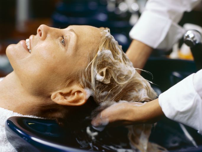 Hair dye and pregnancy: is colouring hair during pregnancy safe?