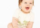 Baby-girl-(6-9-months)-laughing