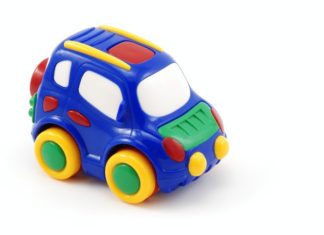 Plastic toy car