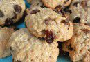 oat-and-sultana-cookies