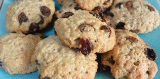 oat and sultana cookies