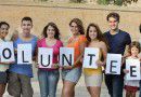 teenagers-volunteering